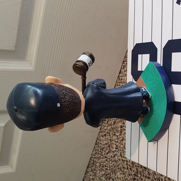 Aaron Judge York Yankees Limited Edition Caricature Bobblehead MLB - Picture 2 of 5